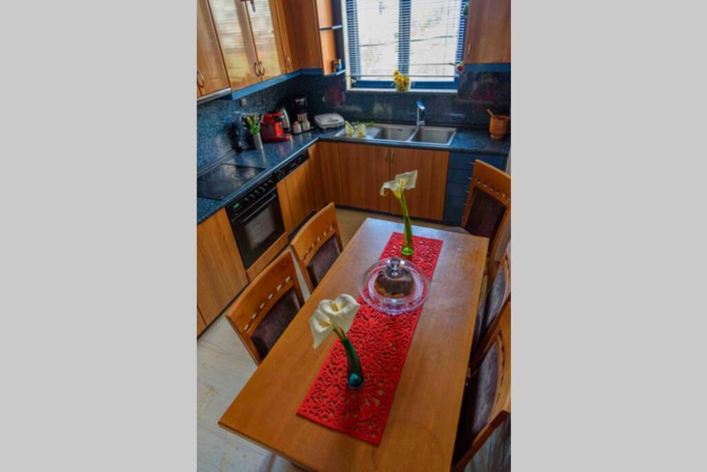 "Armens Luxury Home" 3 Minutes From The Beach By Foot Rethymno  Bagian luar foto