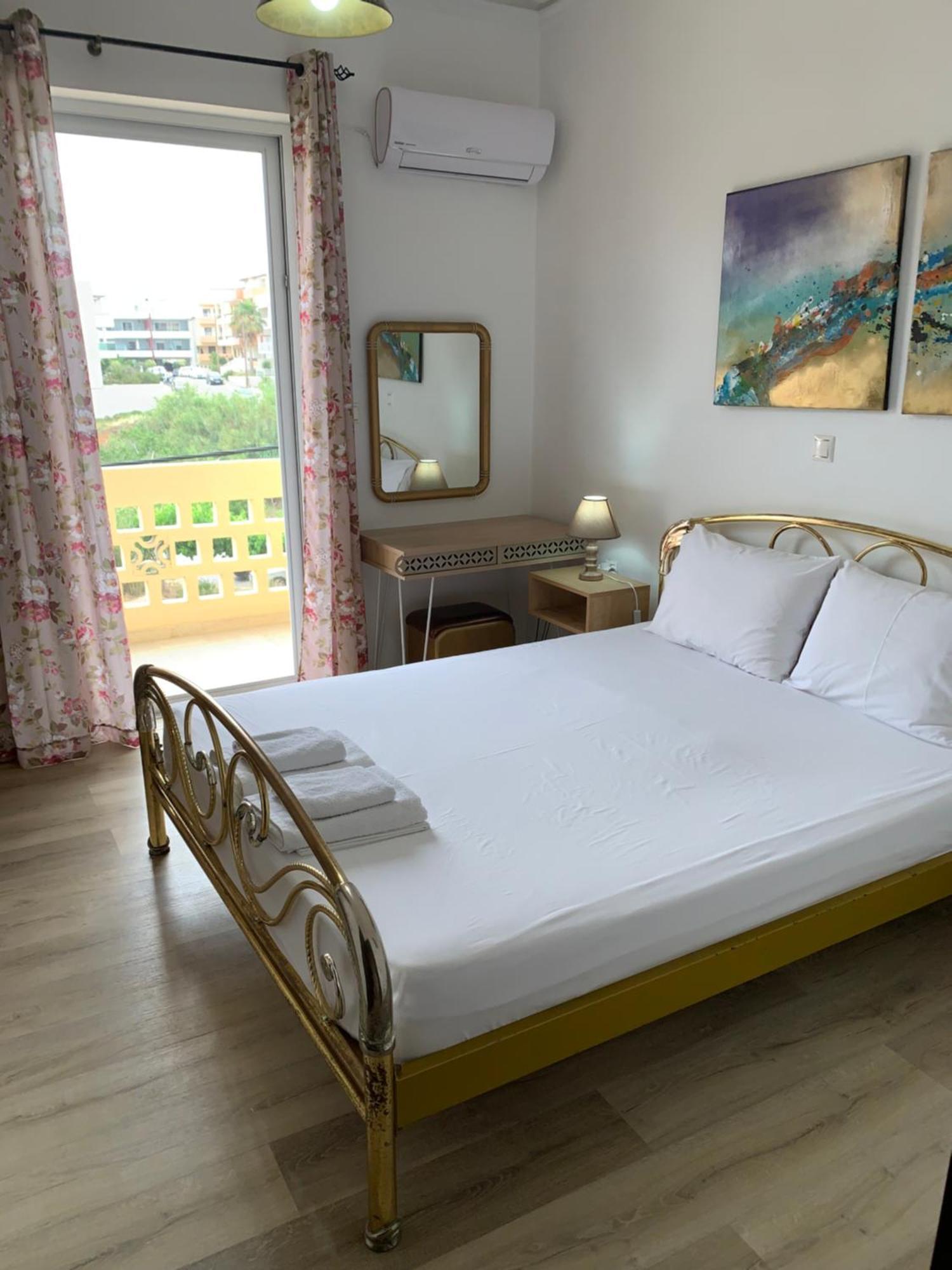 "Armens Luxury Home" 3 Minutes From The Beach By Foot Rethymno  Bagian luar foto